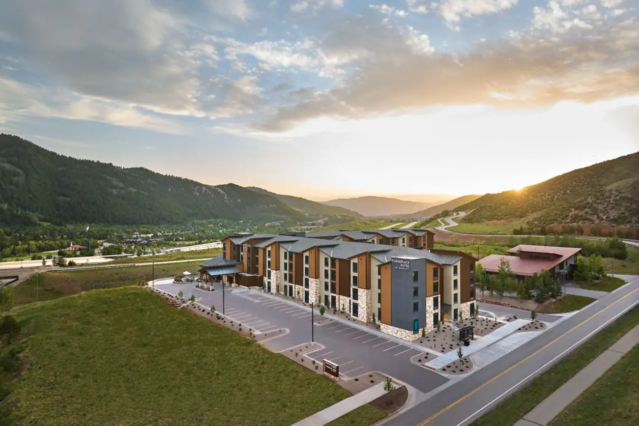 Crestline Takes Over Management of Avon’s Dual-Brand Marriott Hotel